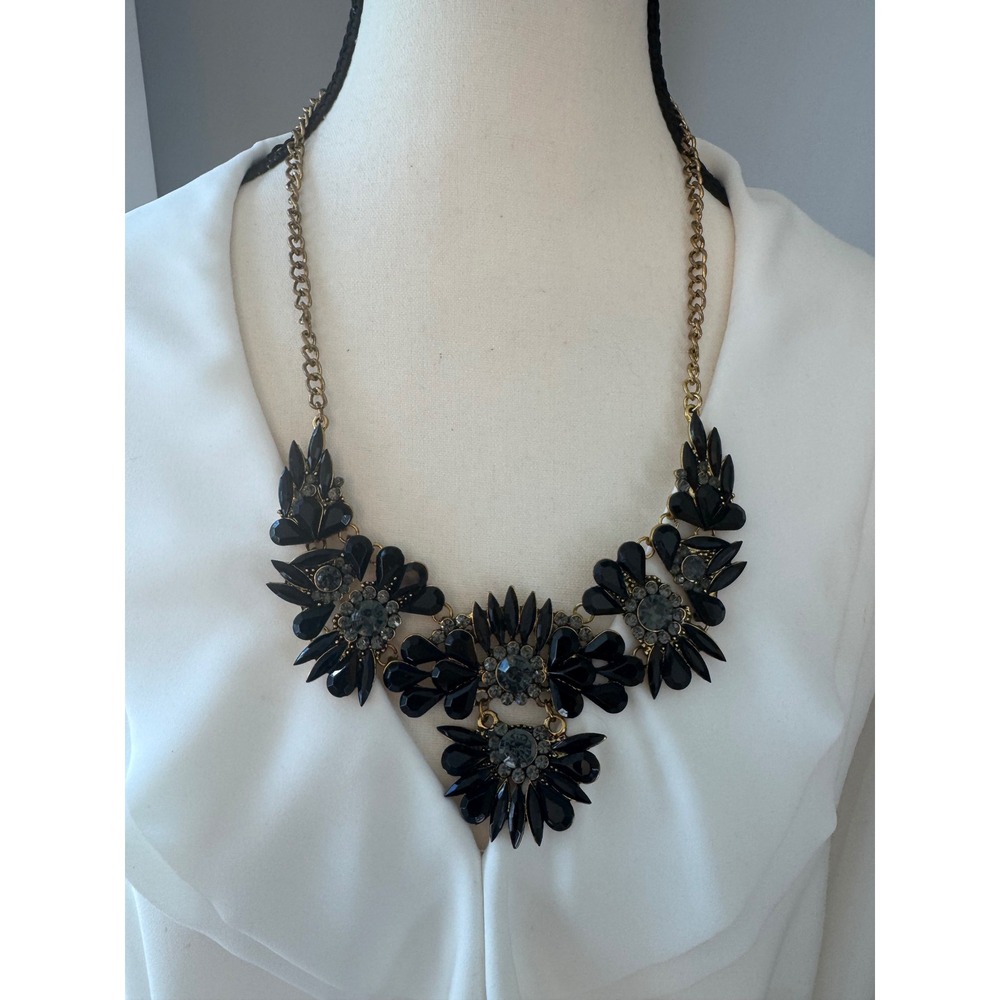 Black Floral Statement Bib Necklace Gold Tone Rhinestone Gothic Glam Runway 18" - Picture 3 of 11